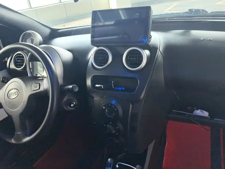 BYD F0 2016 2015 1.0L AMT Xuan Cool Edition