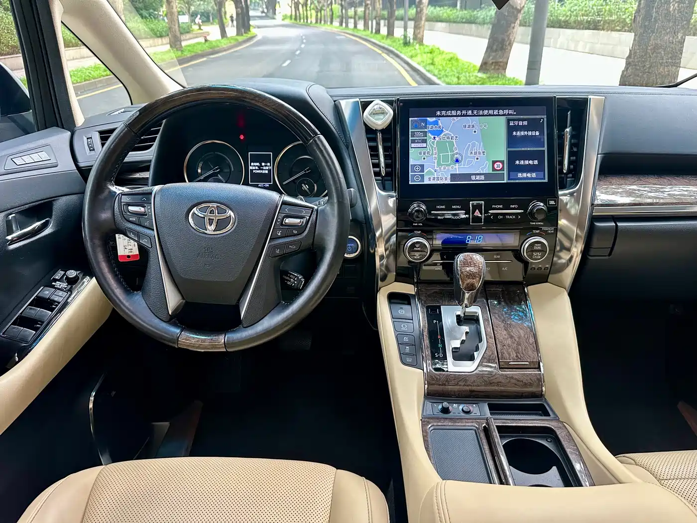 Toyota Alphard 2021 Hybrid 2.5L Premium фото 7