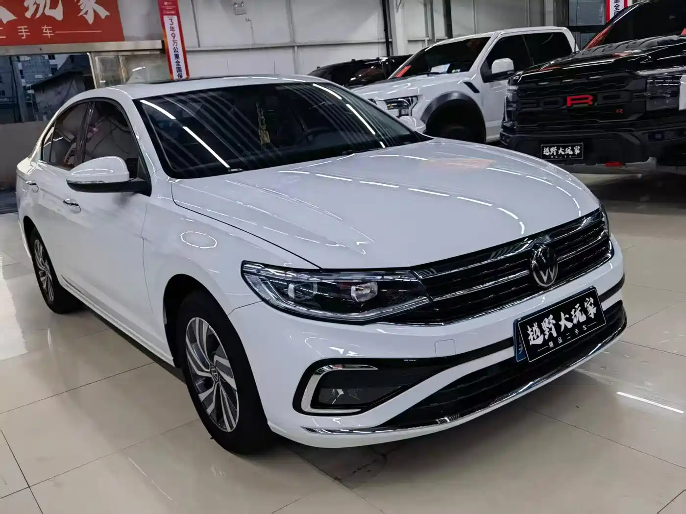 Фото 2 - Volkswagen Bora