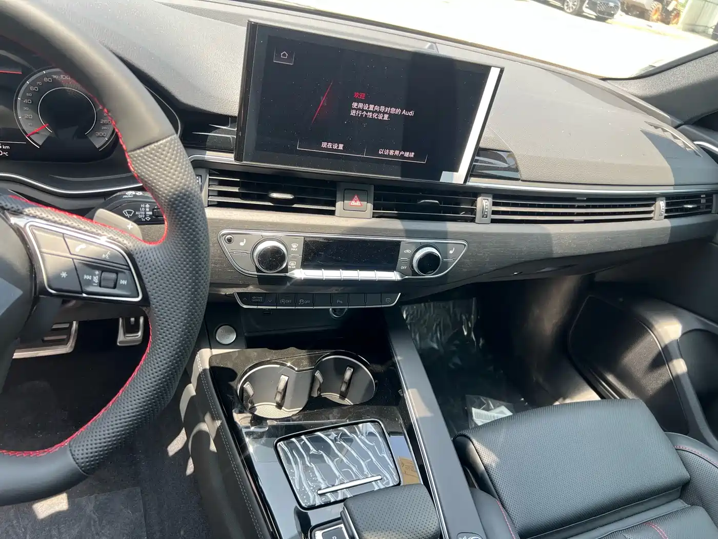 Audi A4L 2026 2025 2 Million Celebration Edition 40 TFSI Luxury Dynamic