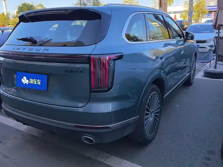 Jetour X70L 2025 2025 2.0T Automatic Flagship 7-Seater