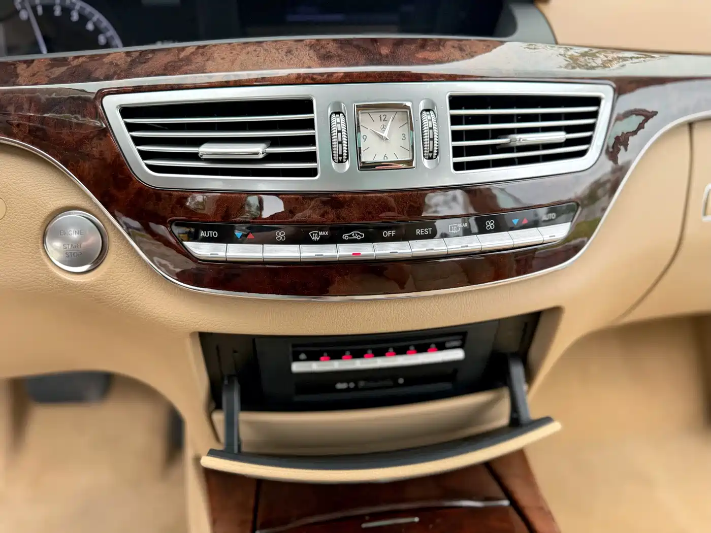 Mercedes-Benz S-Class 2010 S 350 L Luxury фото 11