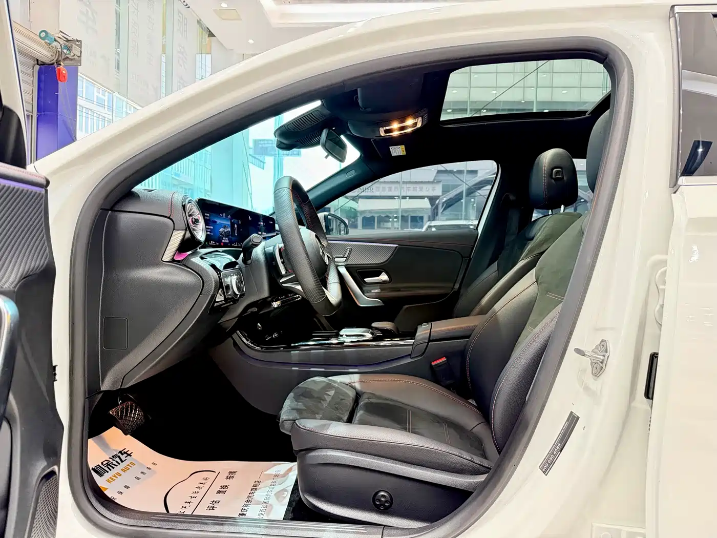 Mercedes-Benz A-Class 2023 A 200 L Fashion фото 5
