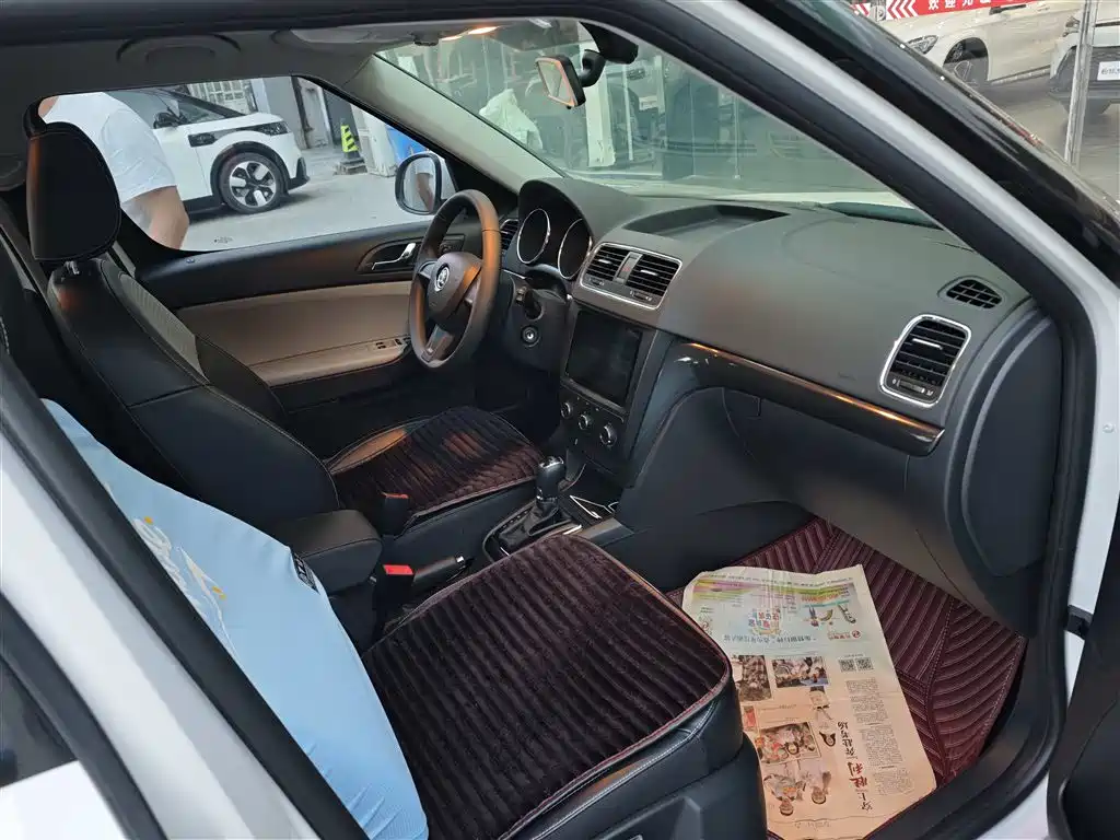 Škoda Yeti 2017 TSI280 DSG Advance фото 8