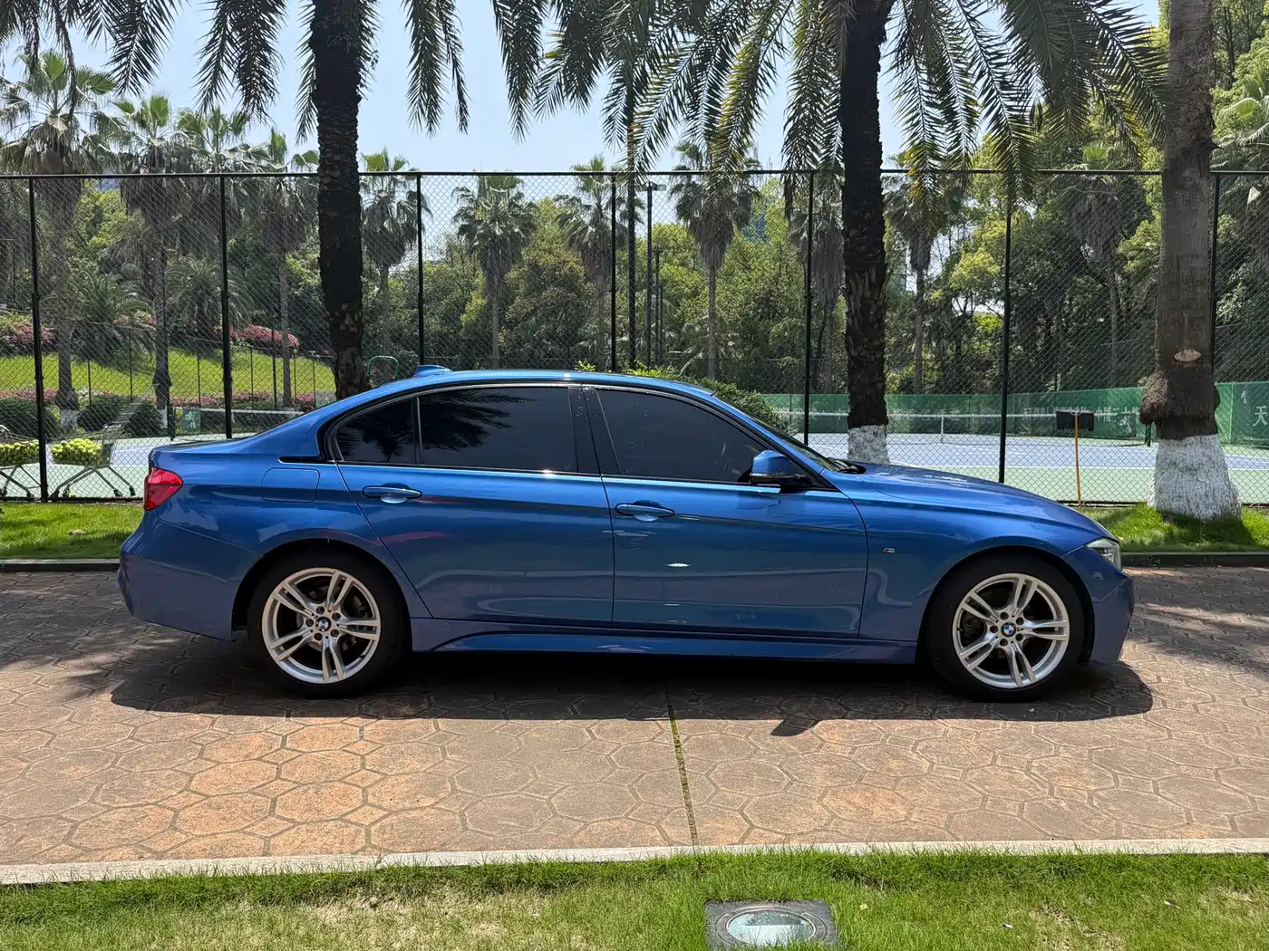 BMW 3 Series 2017 320Li M Sport фото 8