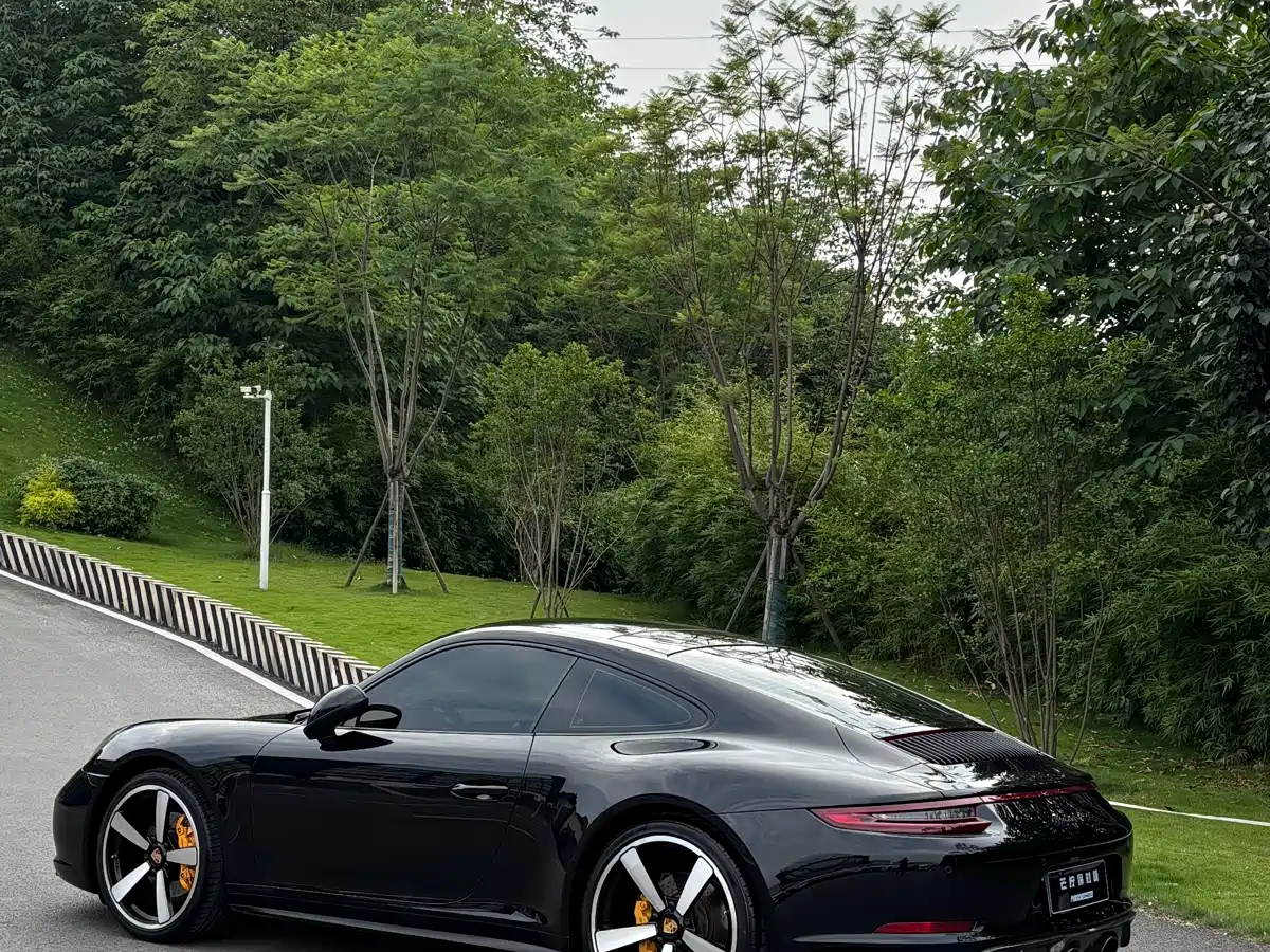 Porsche 911 2016 Carrera 4 3.0T фото 2