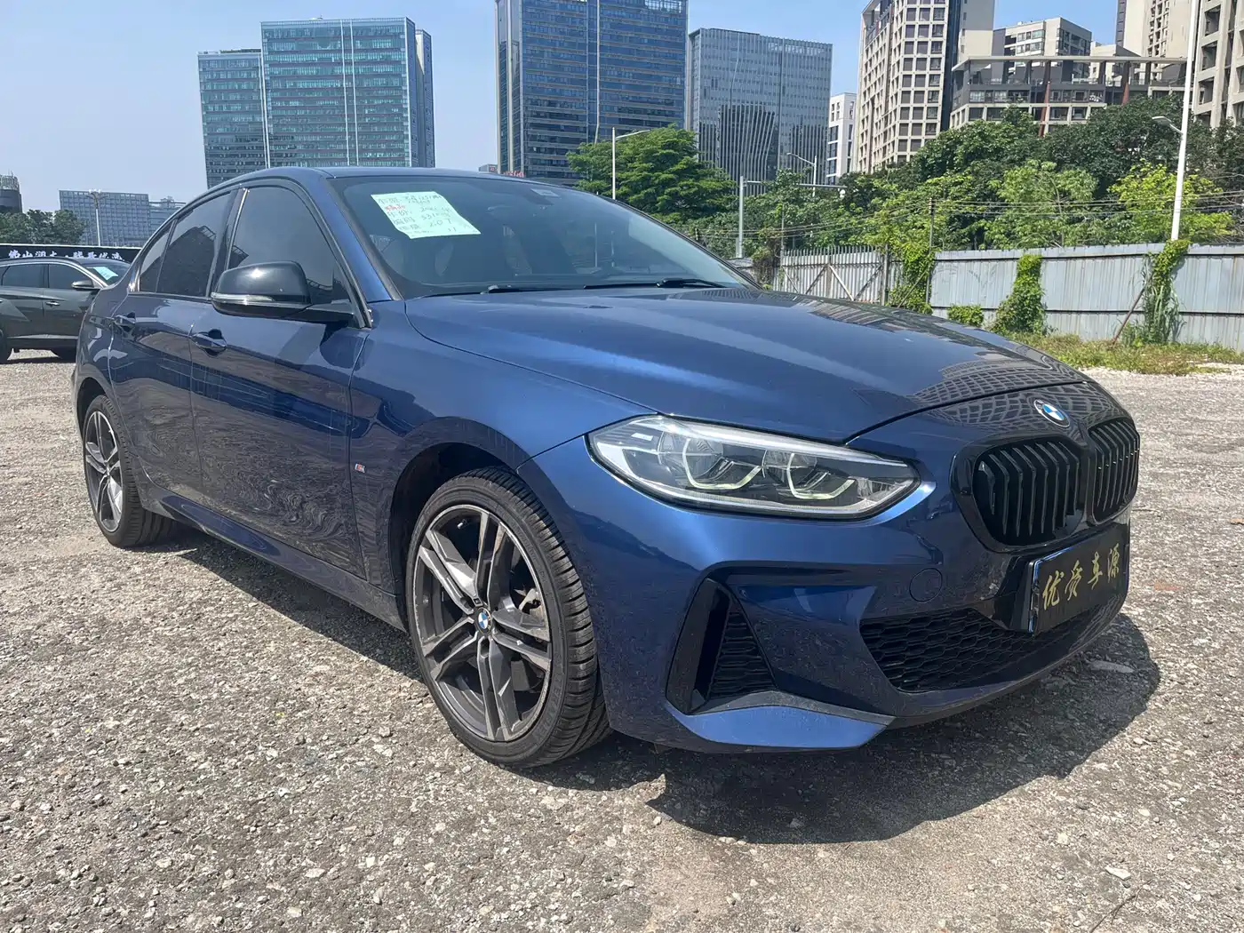 BMW 1 Series 2021 125i M Sport Black Night Edition фото 2