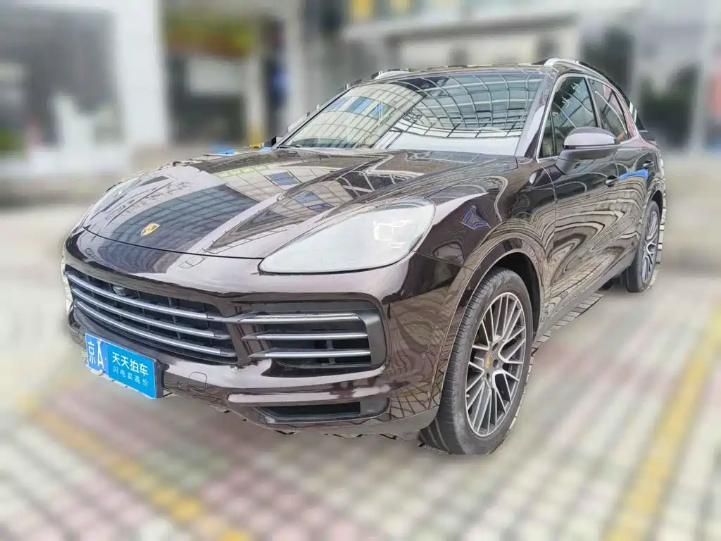 Фото 1 - Porsche Cayenne