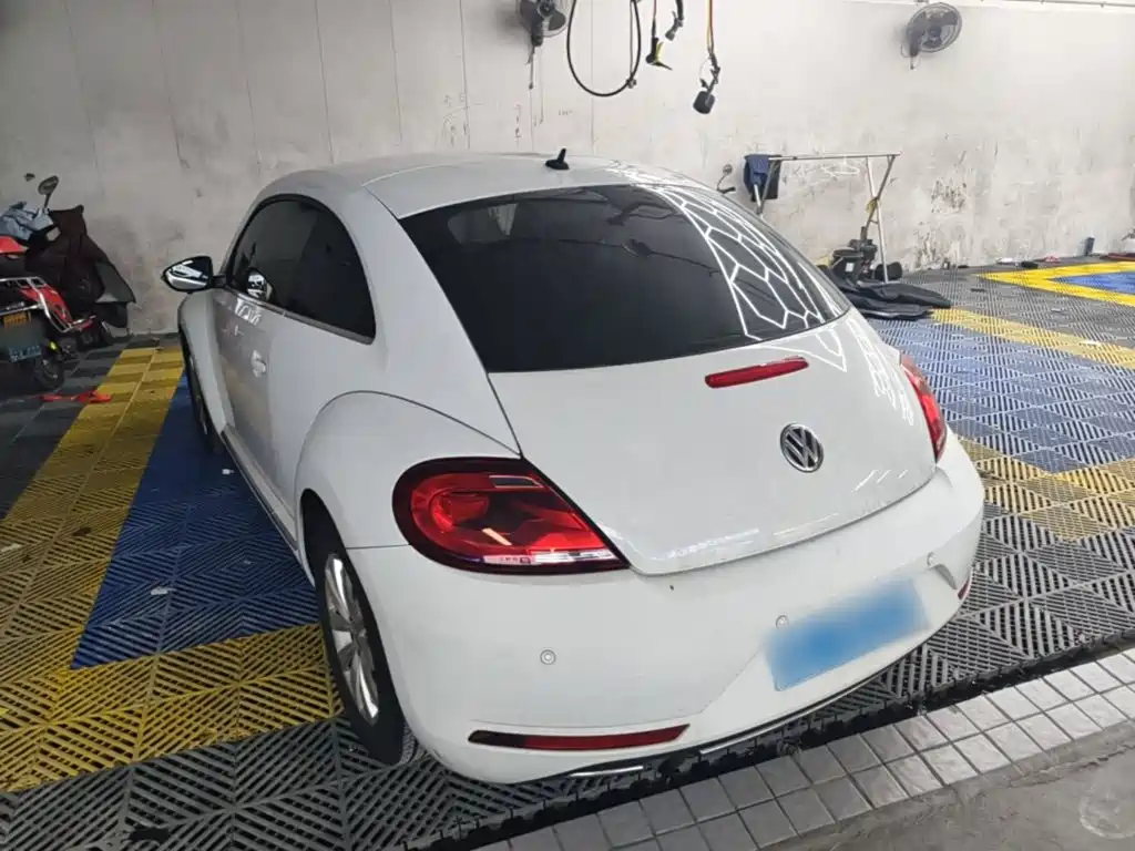 Volkswagen Beetle 2019 2018 180TSI Easy Joy Edition
