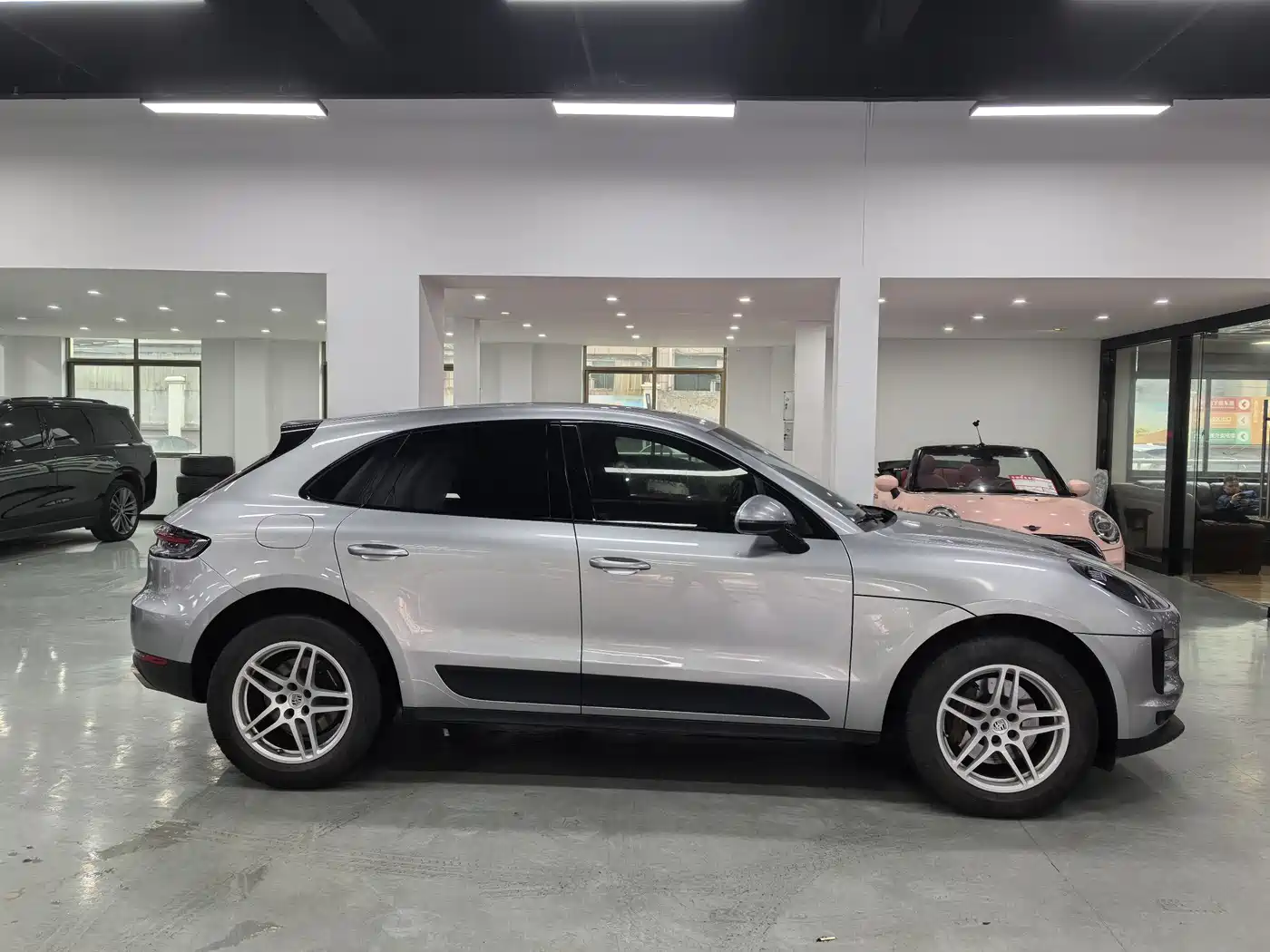 Porsche Macan 2018 Macan 2.0T фото 4