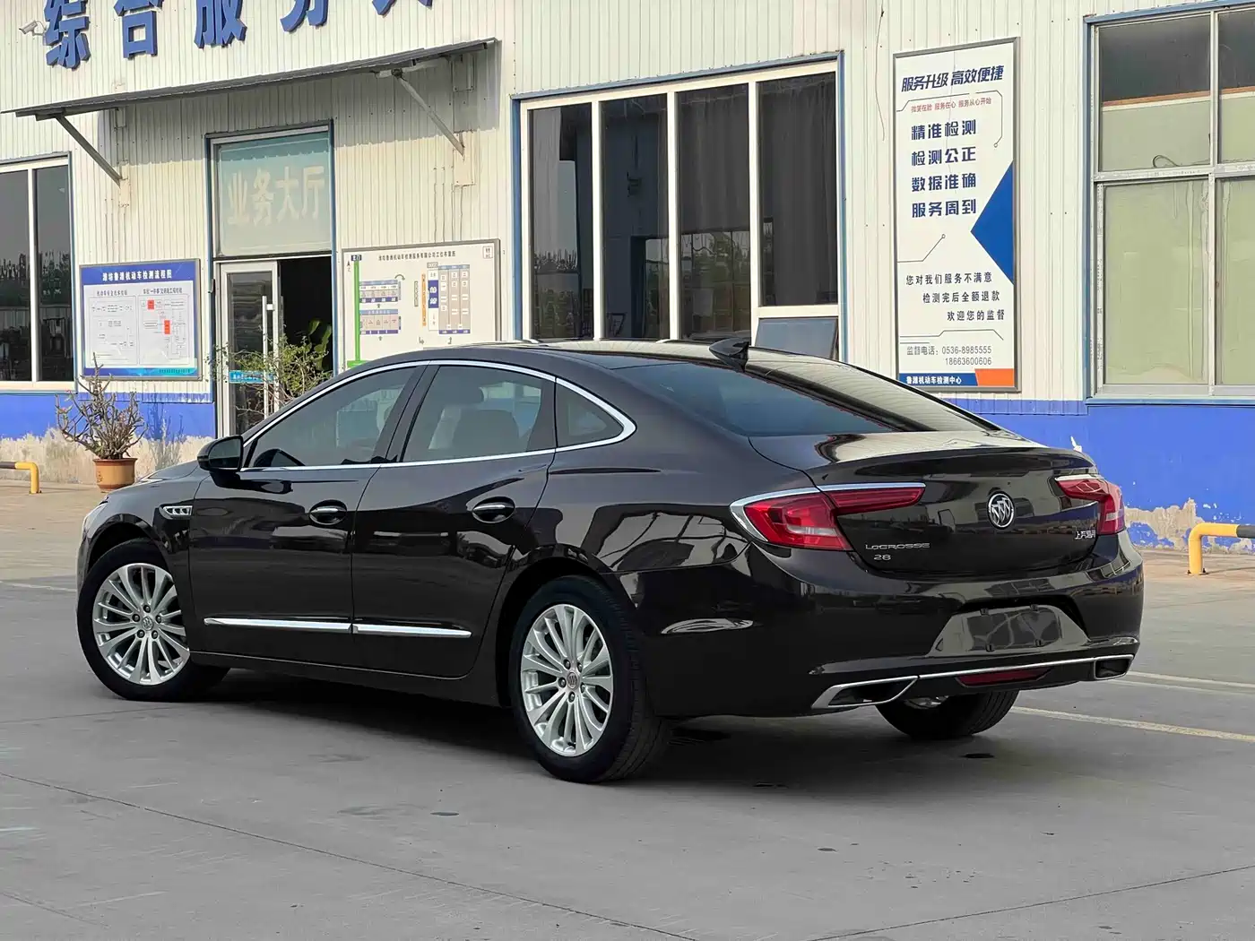 Buick LaCrosse 2016 Model 28T Luxury фото 3