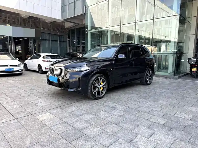 BMW X5 2023