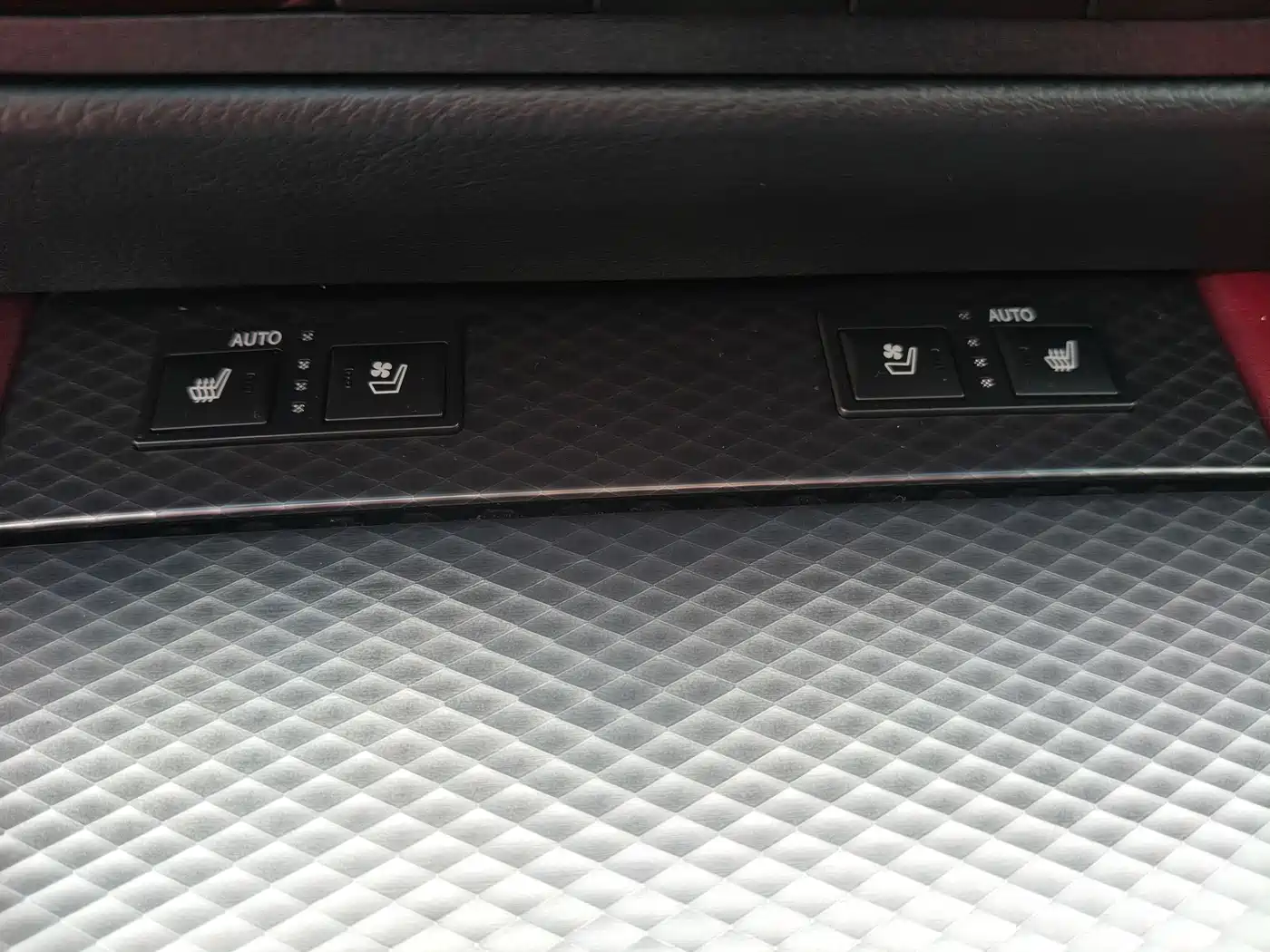Lexus GS 2016 200t F SPORT фото 20