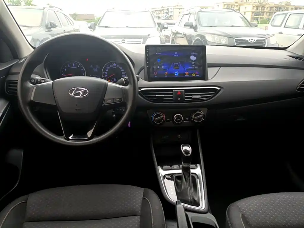 Hyundai Elantra 2020 1.6L Auto GL Pleasing Edition фото 10