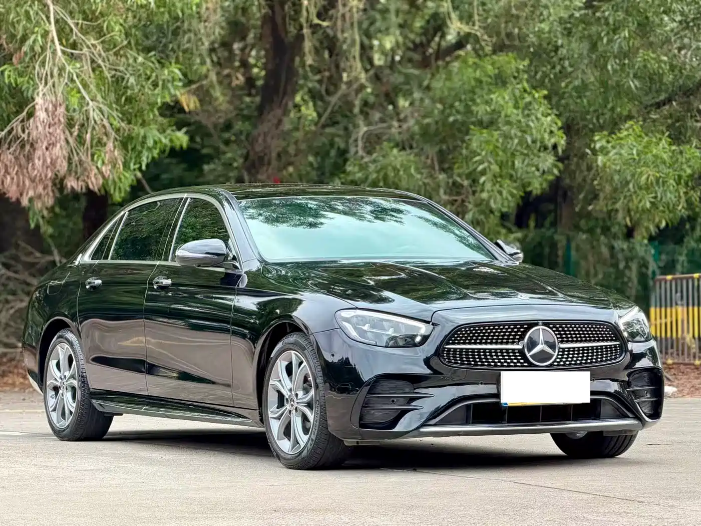 Mercedes-Benz E-Class 2021 E 300 L Sport Fashion фото 2