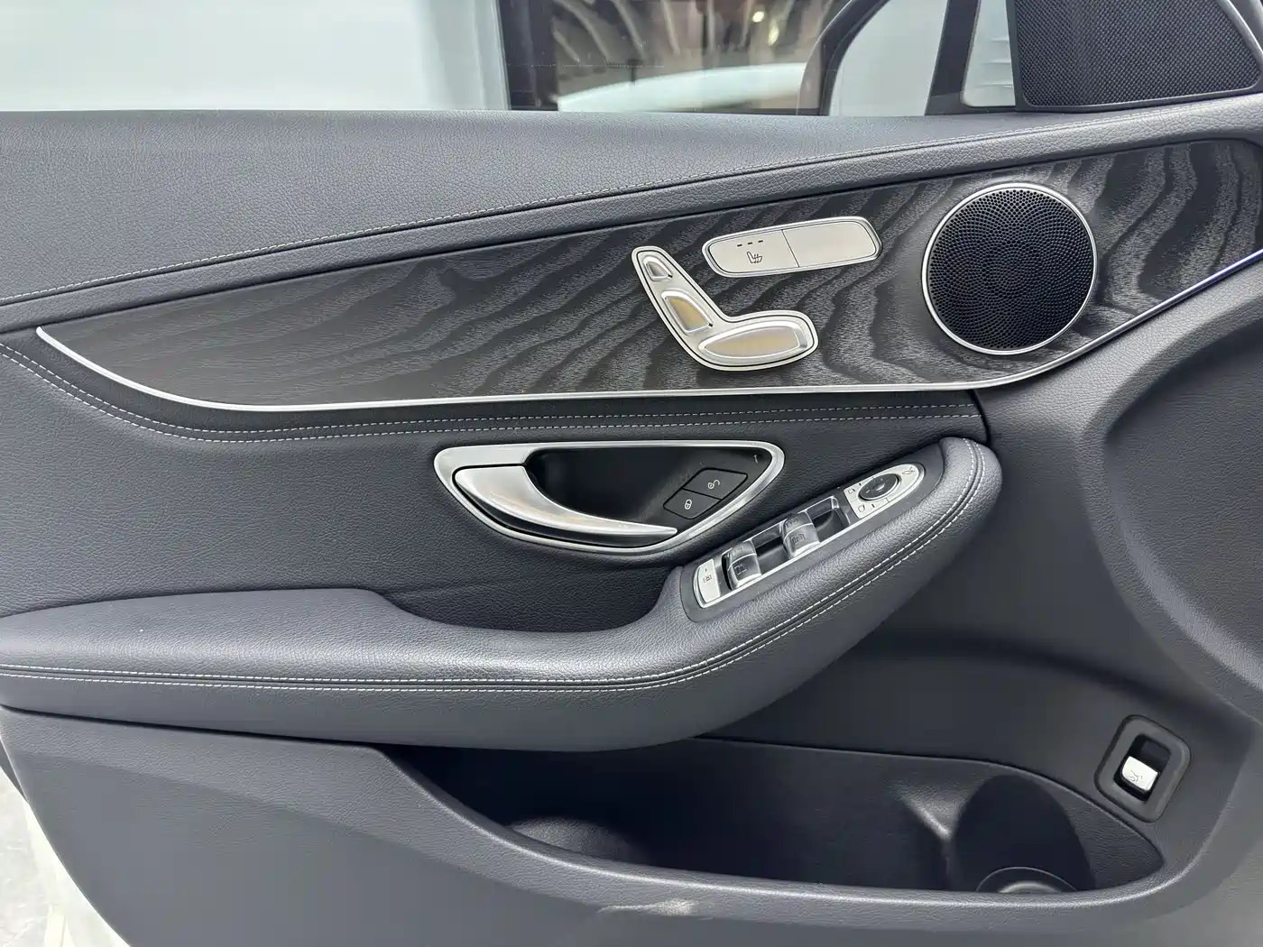 Mercedes-Benz C-Class 2020 Facelift C 260 L Sport фото 23