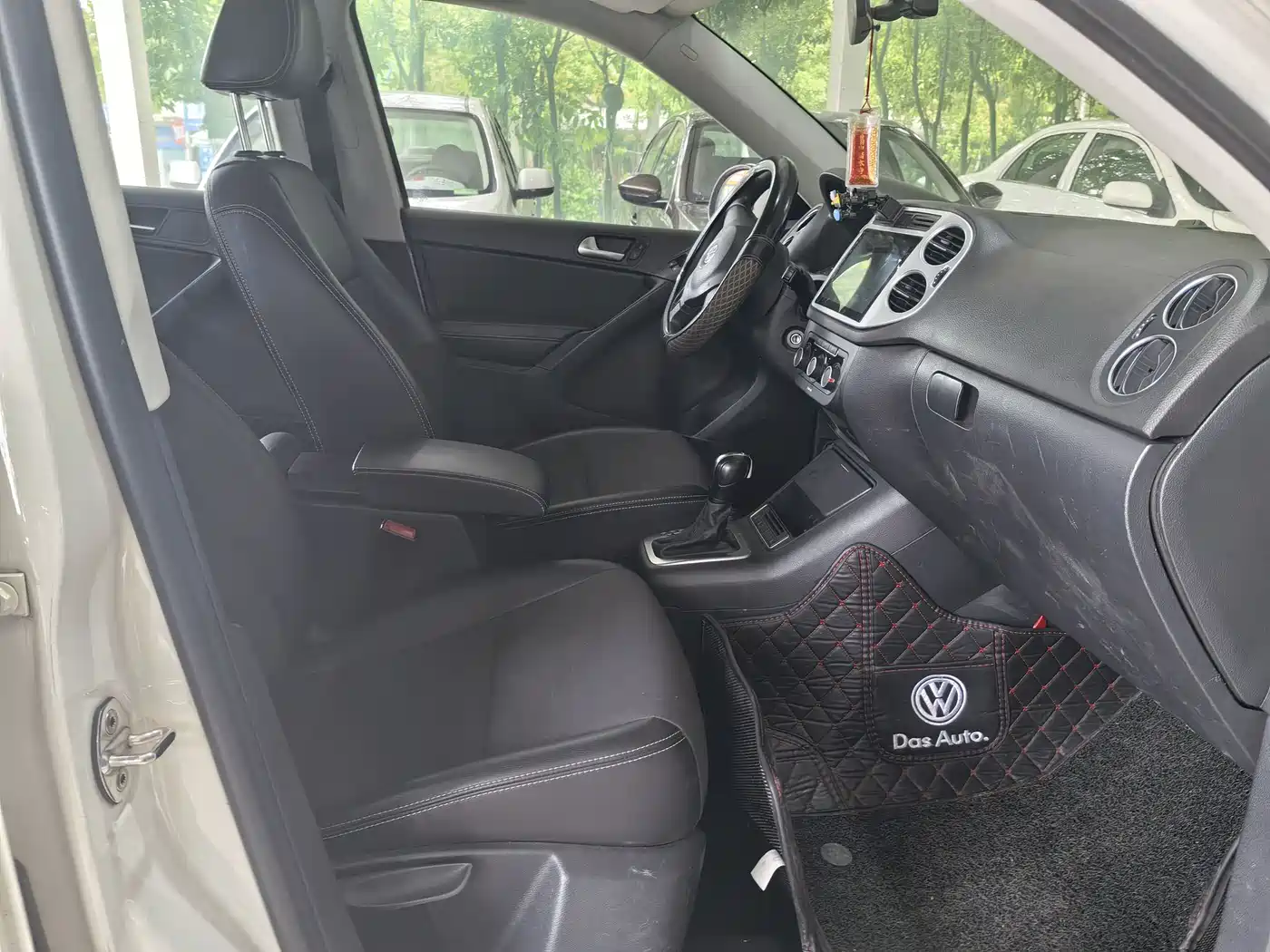 Volkswagen Tiguan 2016 280TSI Automatic 2WD Silk Road Fashion Edition фото 4