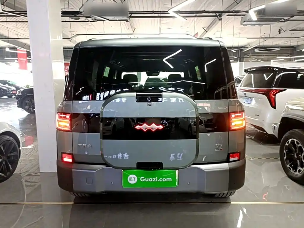 Fang Cheng Bao Titanium 7 2026 2025 AWD Base Model