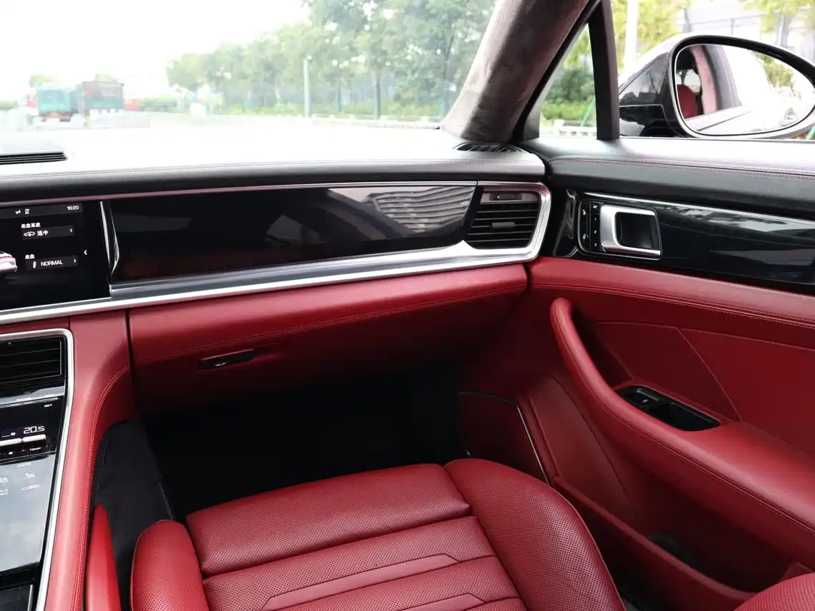 Porsche Panamera 2019 Panamera 2.9T фото 11
