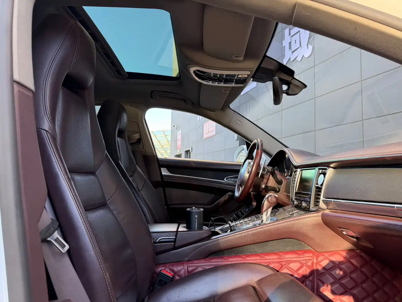 Porsche Panamera 2014 Panamera 3.0T фото 10