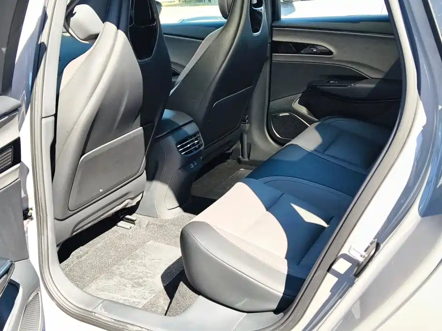 Hongqi EH7 2025 2025 640 AWD Smart Selection Edition