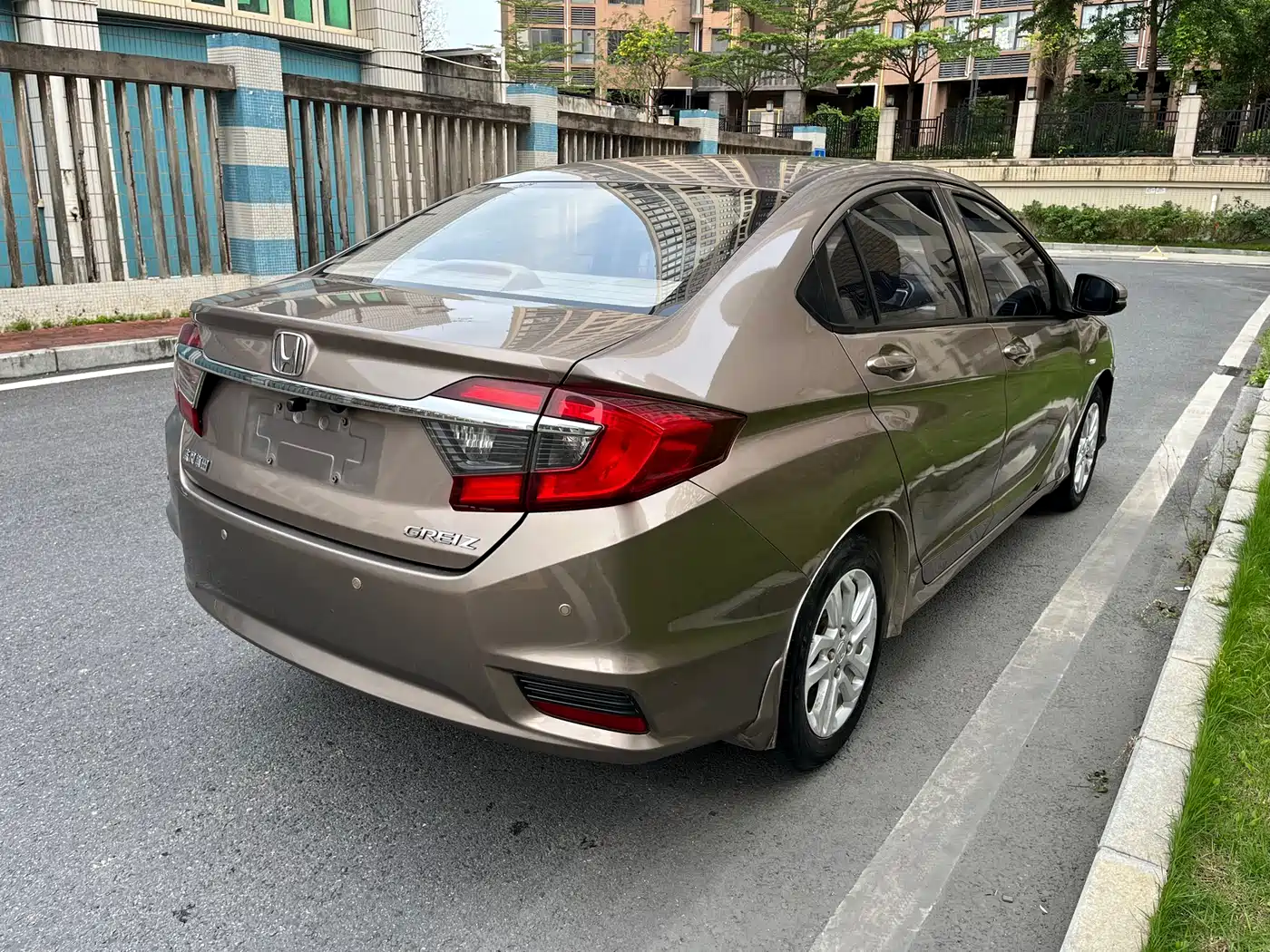 Honda Greiz 2017 2016 1.5L CVT Classic Edition