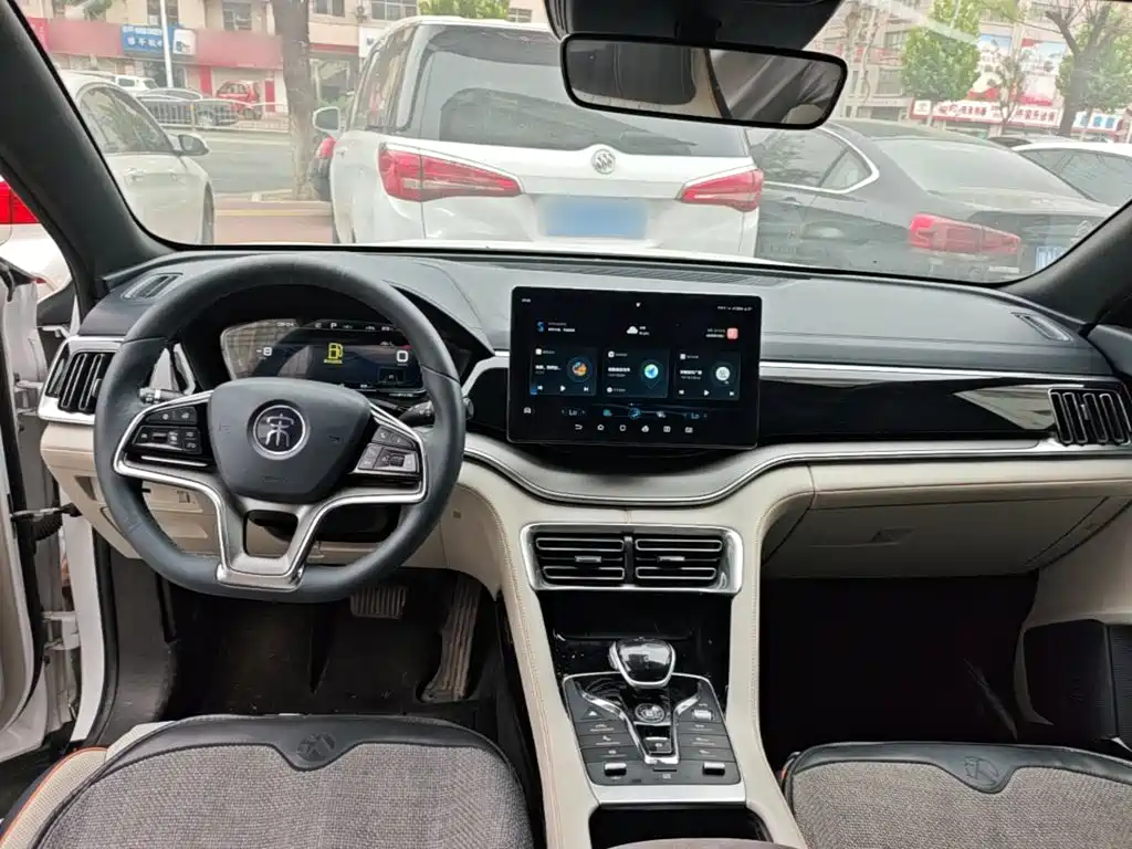 Photo 10 - BYD Song PLUS PHEV