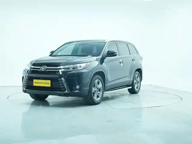 TOYOTA HIGHLANDER