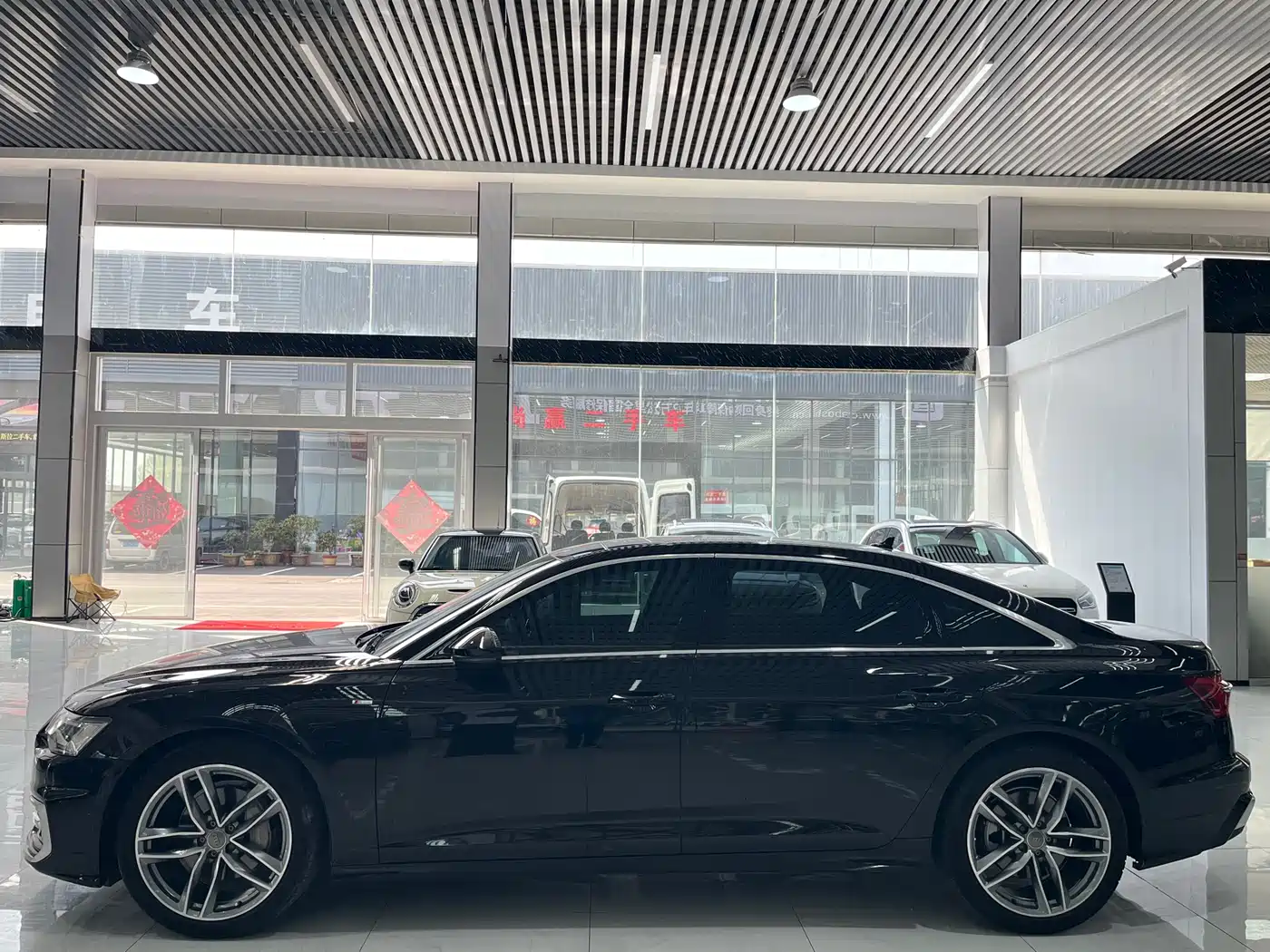 Audi A6L 2022 40 TFSI Luxury Dynamic фото 3