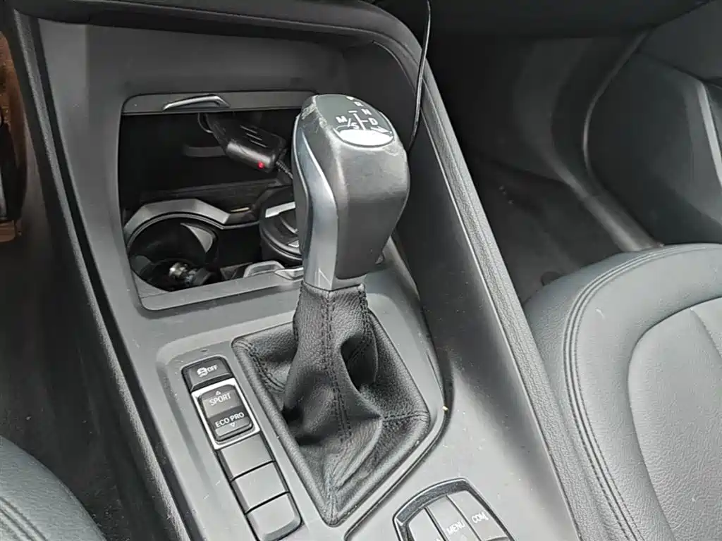 BMW X1 2018 sDrive18Li Fashion Model фото 14