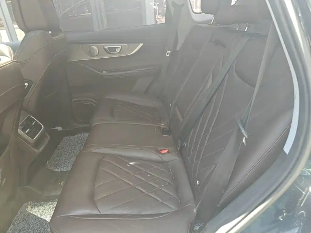 Chery Tiggo 8 PRO 2022 2022 290T 2WD Vast Version 5-Seater