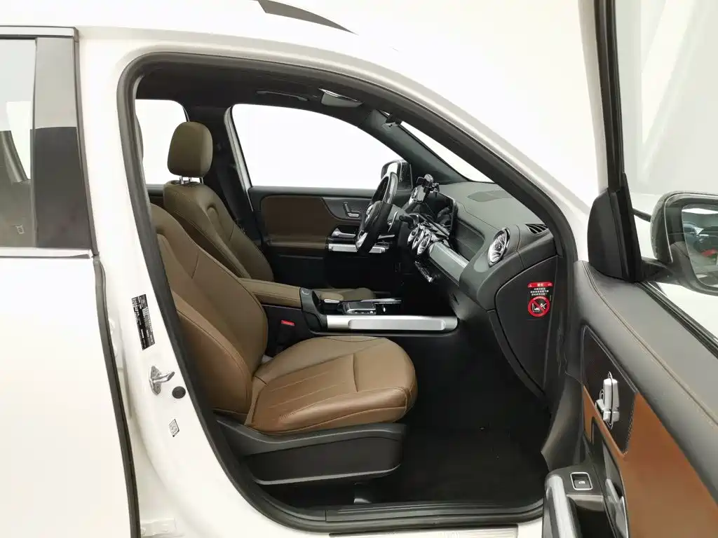 Mercedes-Benz GLB, миниатюра 23