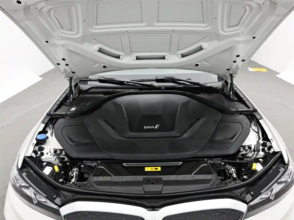 BMW i3 2025 eDrive 35 L фото 17
