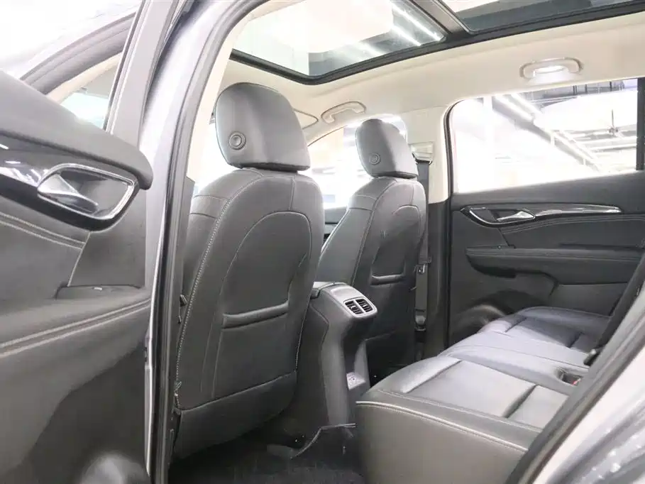 Buick Envision Plus 2021 Envision Plus 652T 5-seater AWD Luxury фото 16