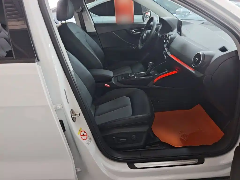 Фото 25 - Audi Q2L
