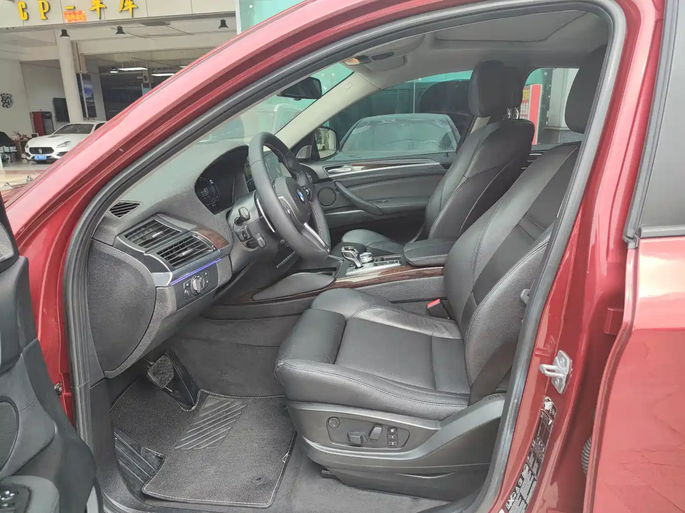 BMW X6 2014 xDrive35i Sport фото 8