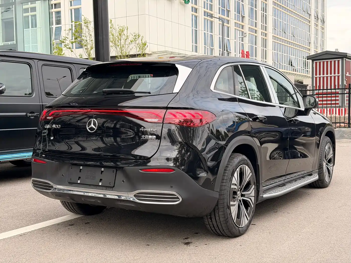 Mercedes-Benz EQE SUV 2024 500 4MATIC Luxury Edition фото 7