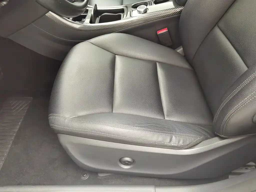 Mercedes-Benz CLA (Import) 2015 2015 CLA 200