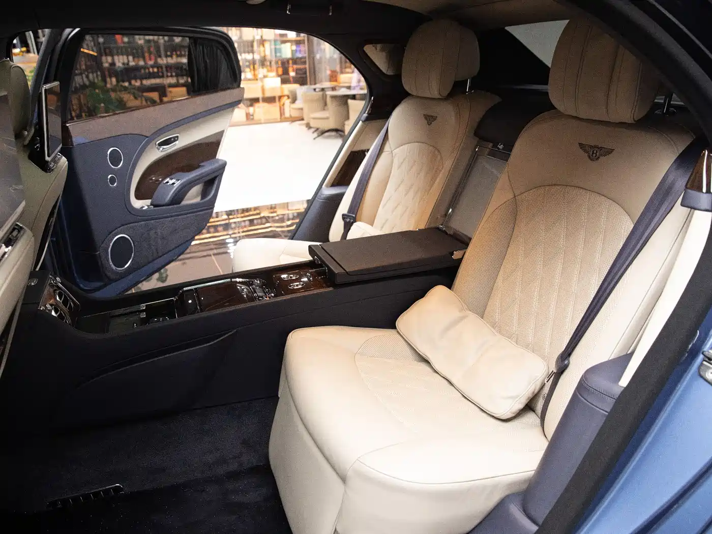 Bentley Mulsanne 2017 6.8T Long Wheelbase фото 18