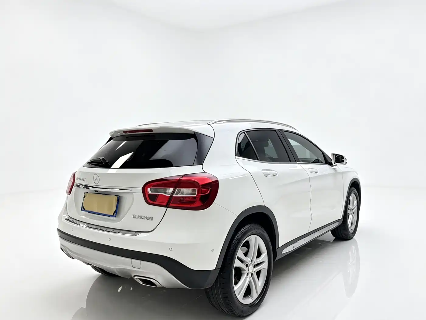 Mercedes-Benz GLA 2015 GLA 200 Dynamic фото 8