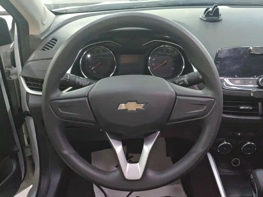 Photo 11 - Chevrolet Cavalier
