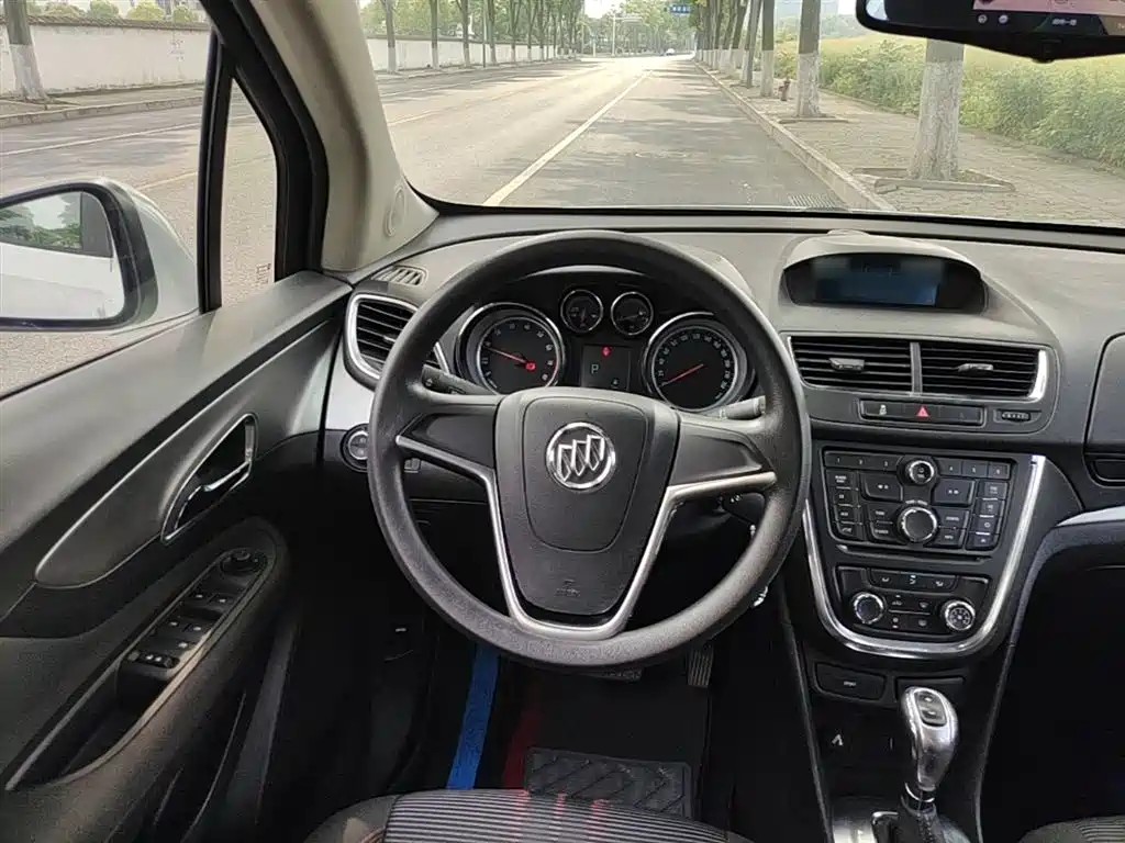 Buick Encore 2015 1.4T Automatic 2WD Urban Elite фото 11