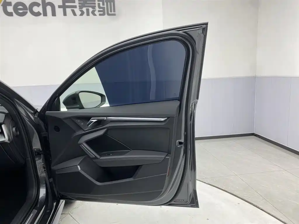 Audi A3 2025 Facelift A3L Limousine 35TFSI Flying Spur Premium фото 18