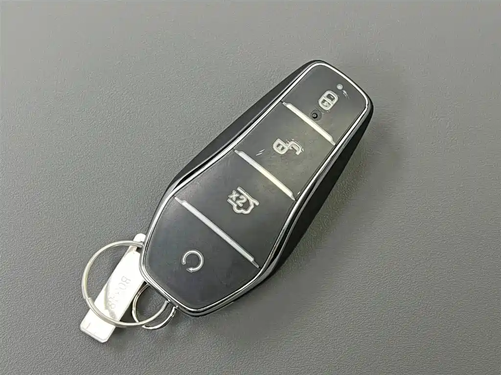 BYD Qin L 2026 Model DM-i 210KM Superior Edition фото 22
