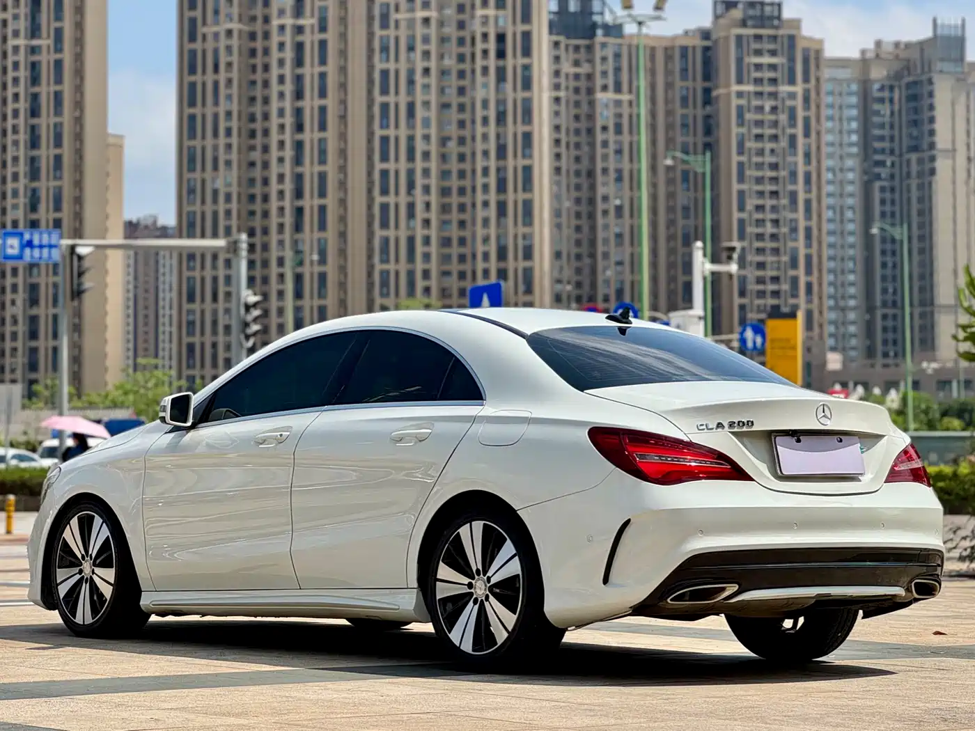 Mercedes-Benz CLA (Import) 2016 Facelift CLA 200 Style фото 9
