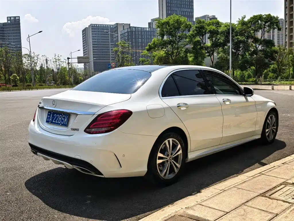 Mercedes-Benz C-Class 2018 C 200 L Sport Edition фото 5