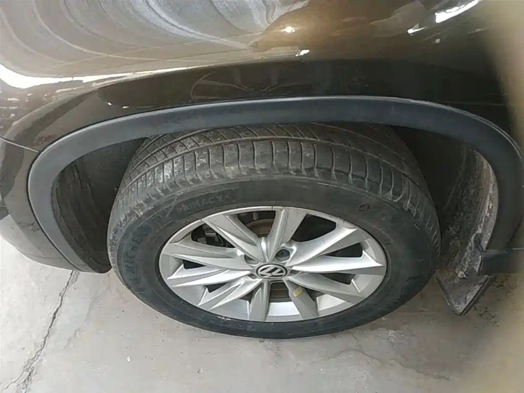 Volkswagen Tiguan 2016 Model 300TSI Automatic 2WD Comfort Edition фото 23