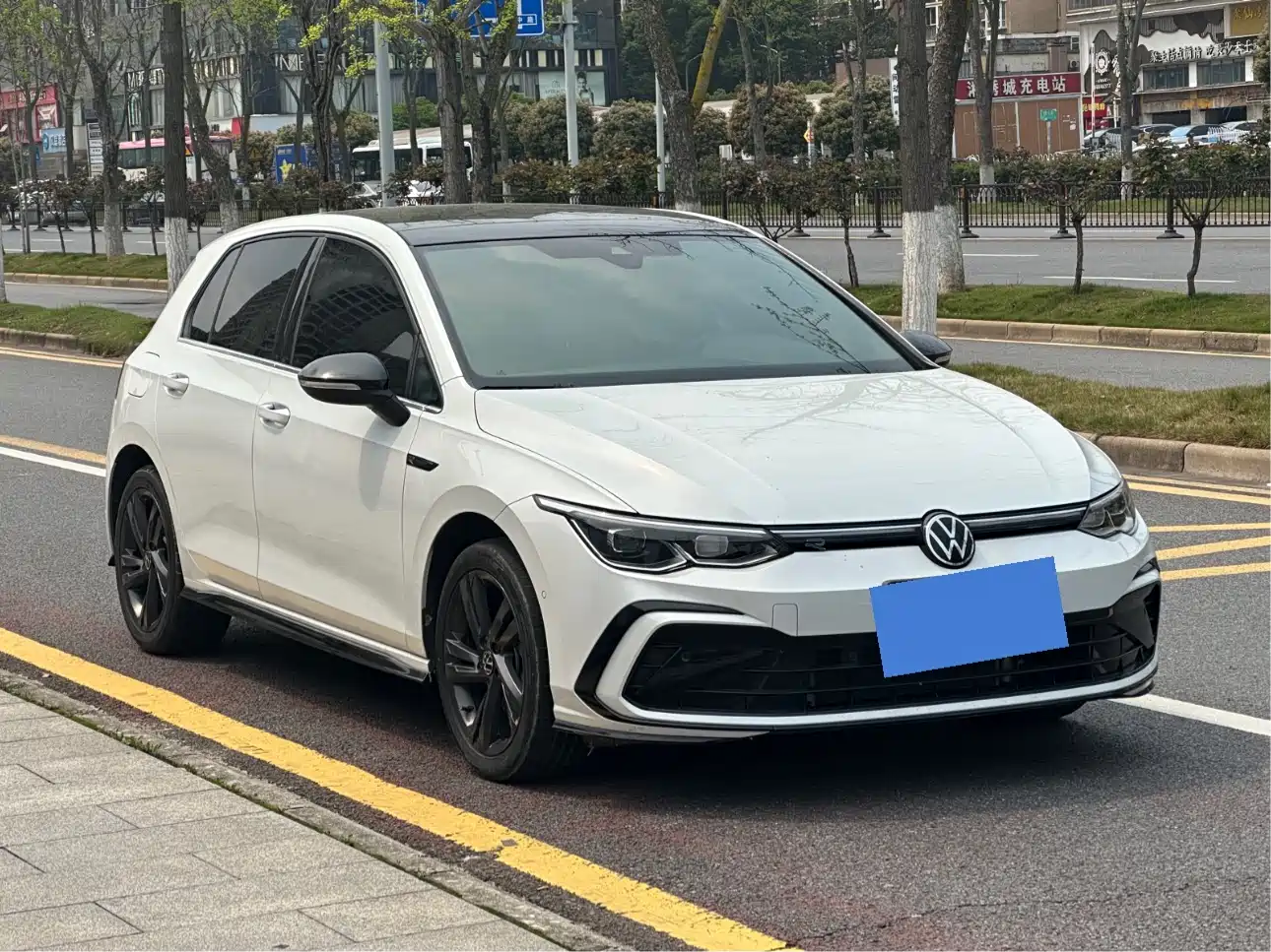 Volkswagen Golf 2021 280TSI DSG R-Line фото 3