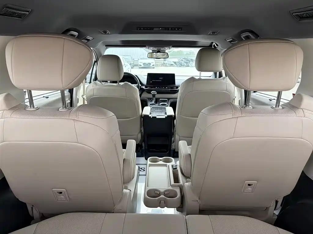 Toyota Sienna 2021 2.5L Hybrid Premium Edition фото 22
