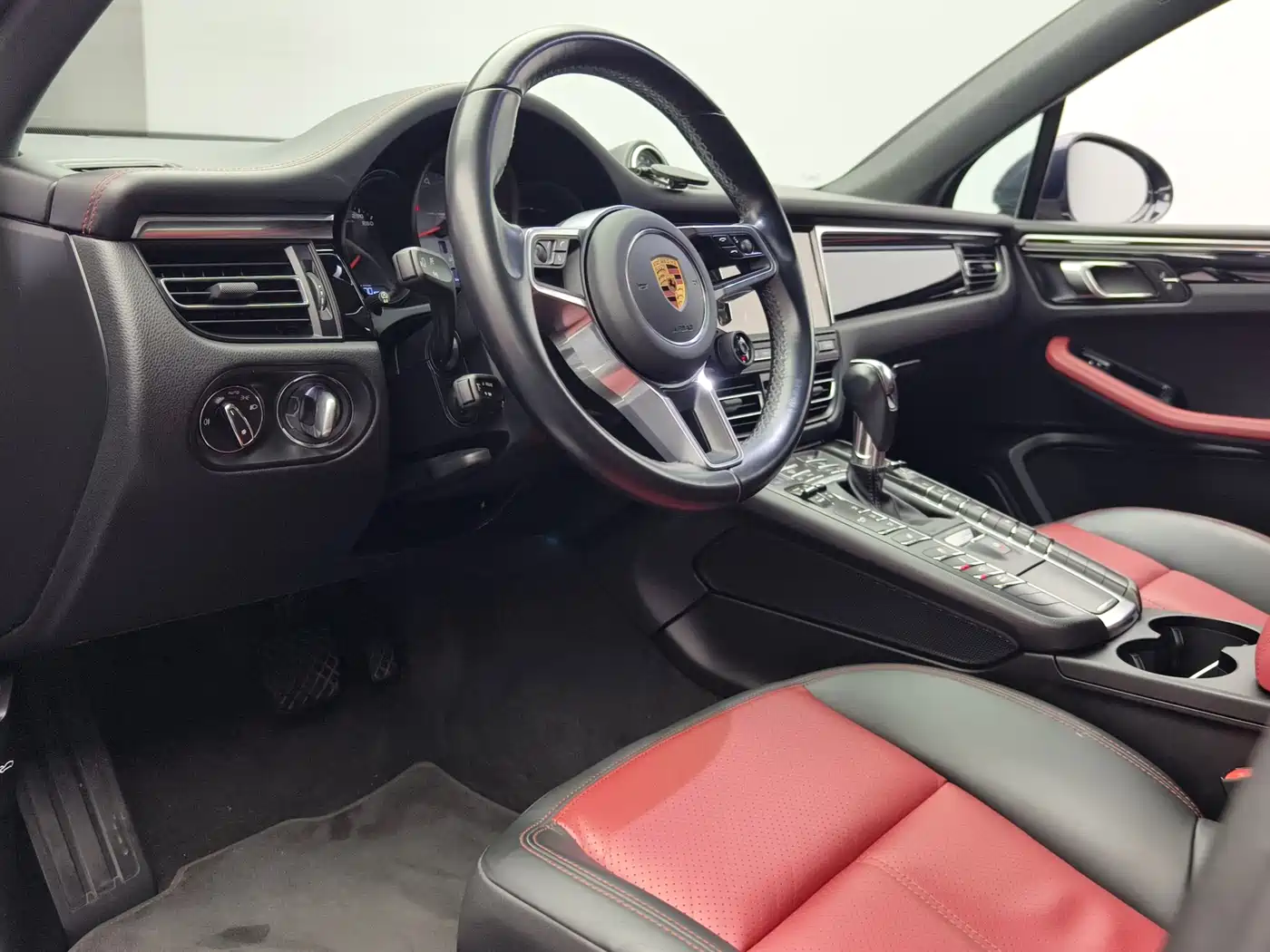Porsche Macan 2020 Macan S 3.0T фото 13